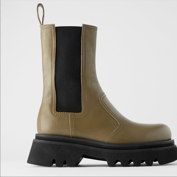 Zara Shoes - Zara olive green leather lug sole boots